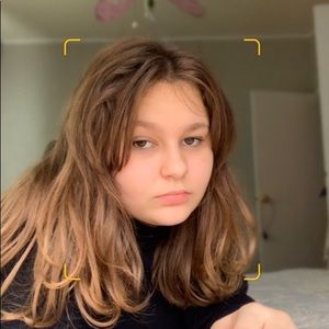 Meet your Posher, Alixandria